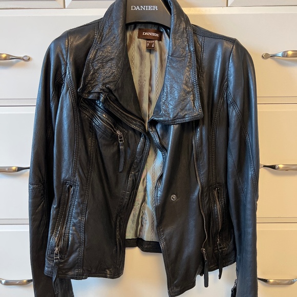 Black leather biker jacket - Picture 1 of 4